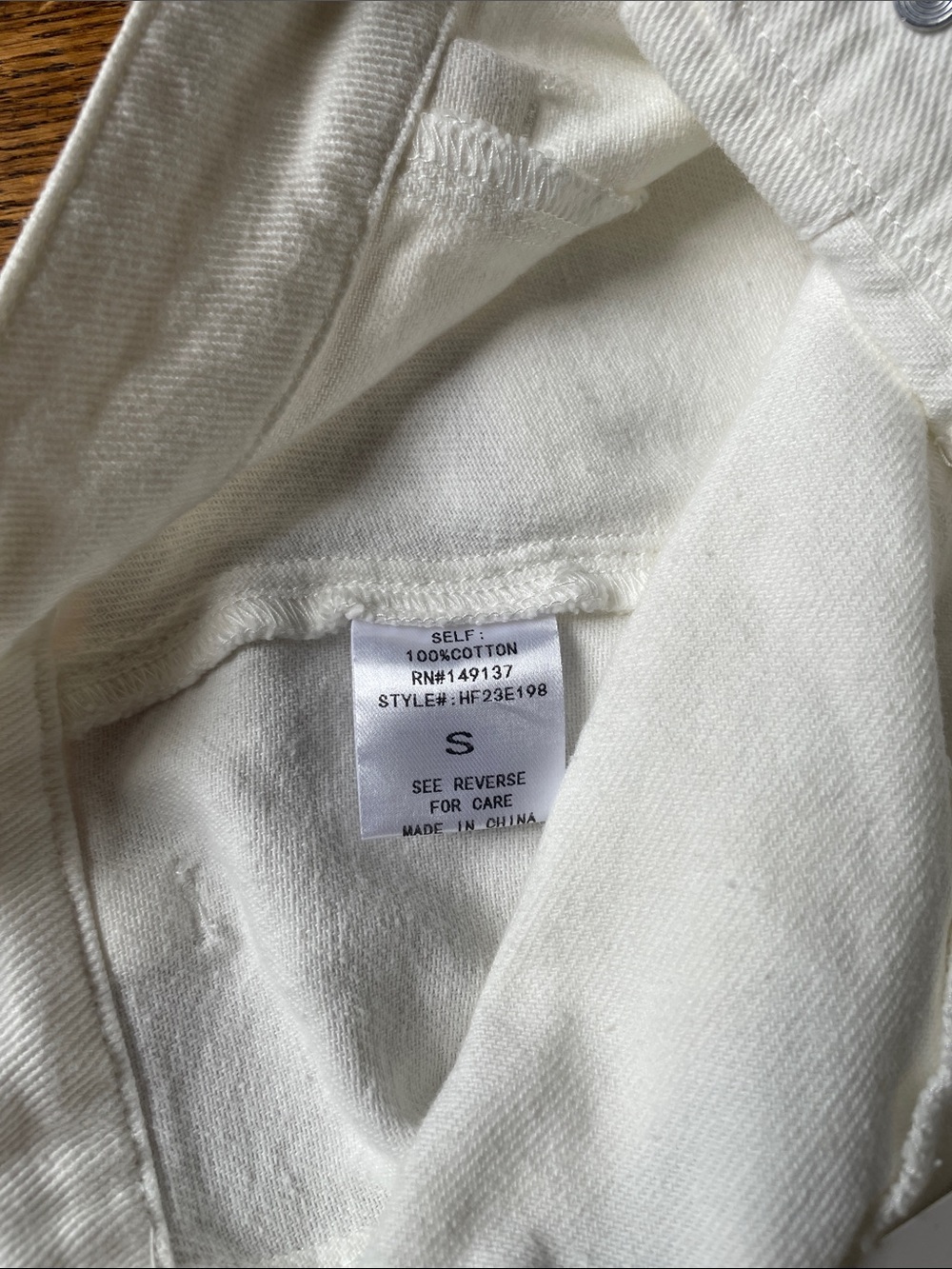 HYFVE White Button-Front Mini Skirt with Patch Pockets - Picture 9 of 10